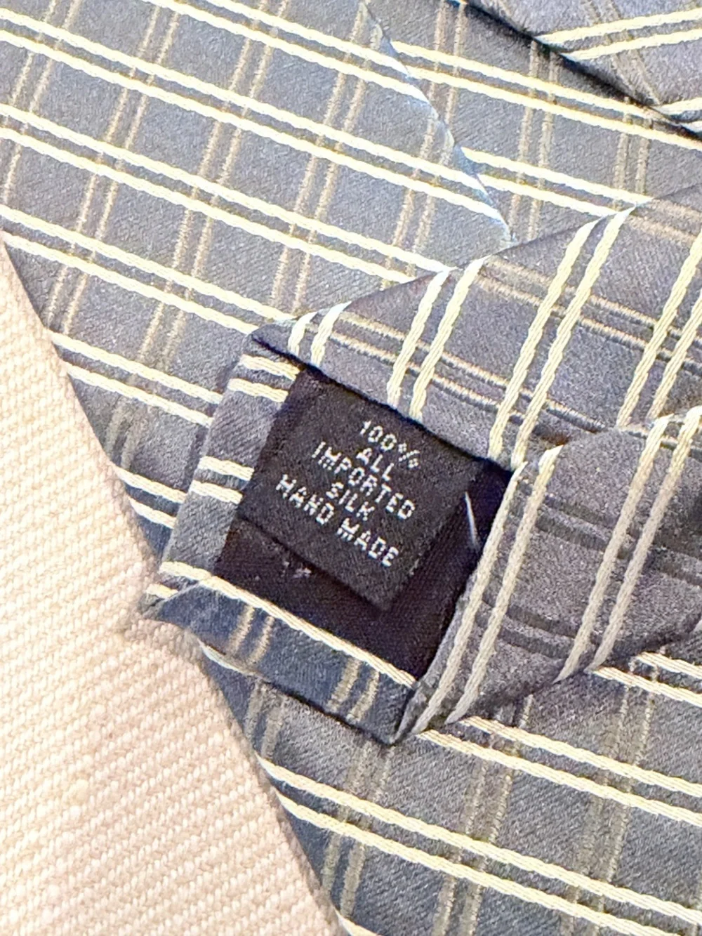 5 for $15 🌸 CLAIBORNE | Muted Green + Gold 100% Silk Tie for Men